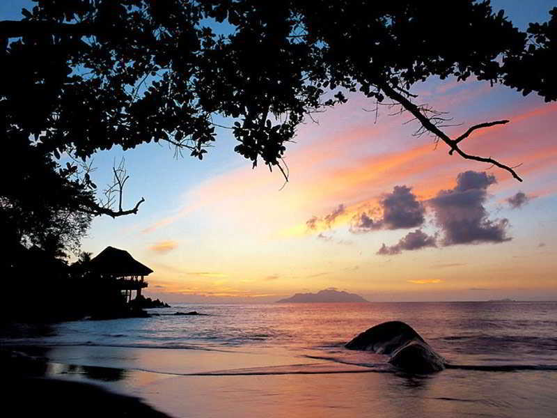Sunset Beach Hotel Glacis  Buitenkant foto