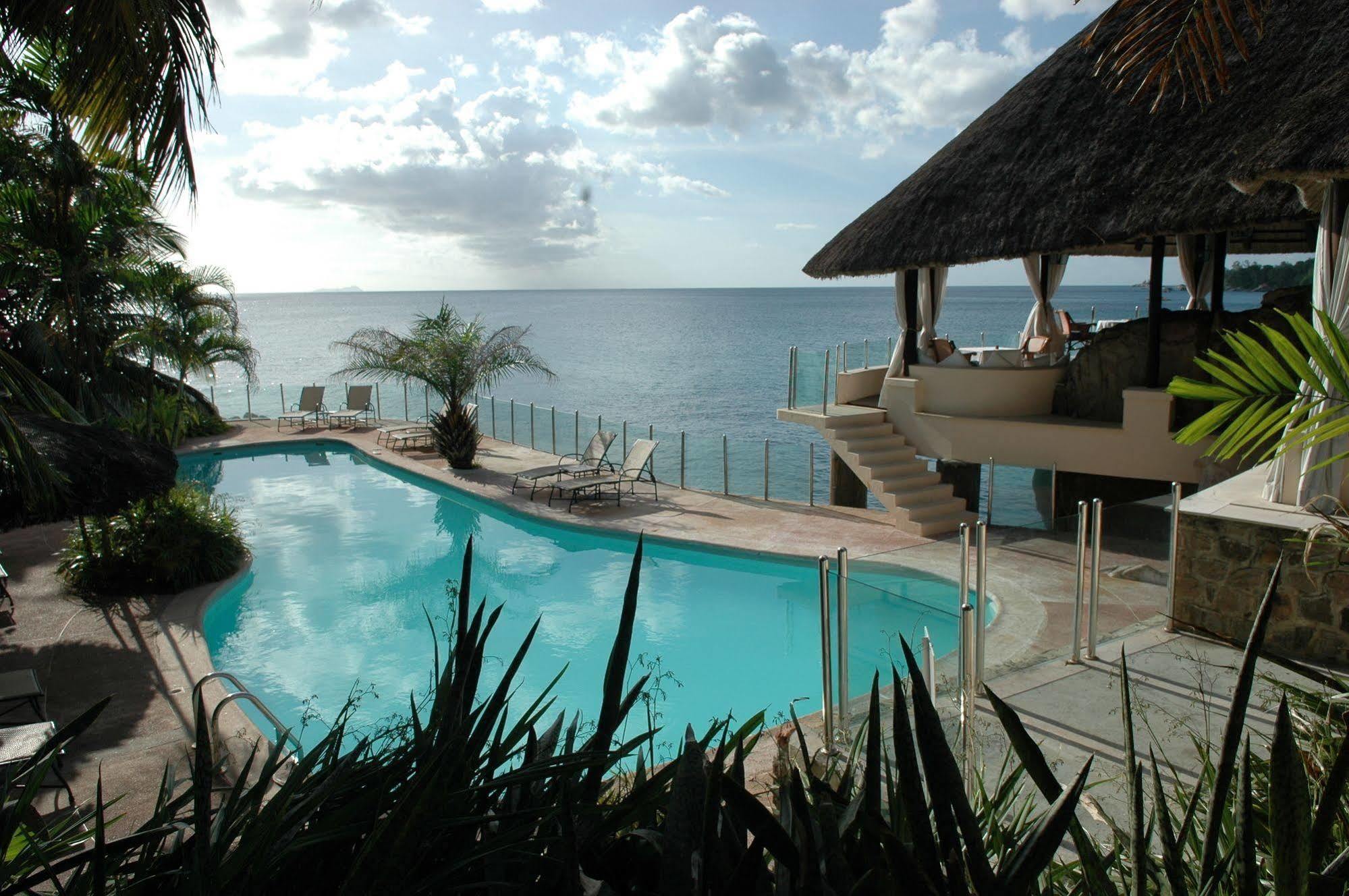 Sunset Beach Hotel Glacis  Buitenkant foto