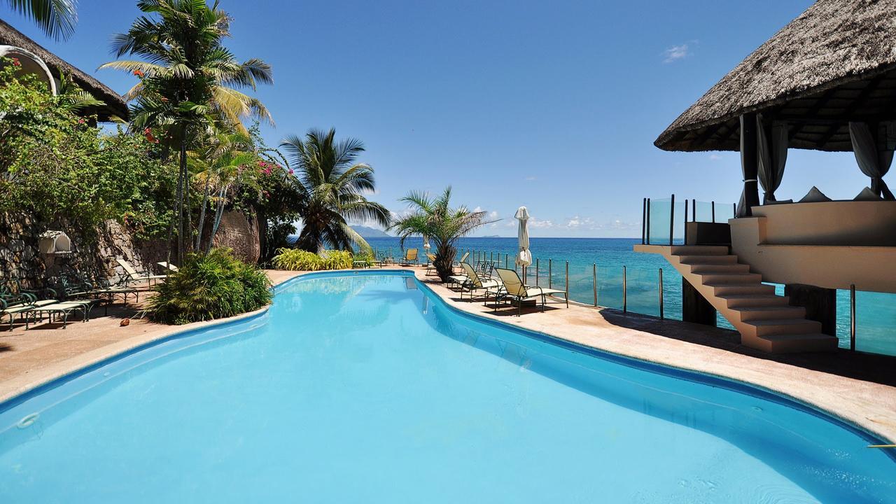 Sunset Beach Hotel Glacis  Buitenkant foto