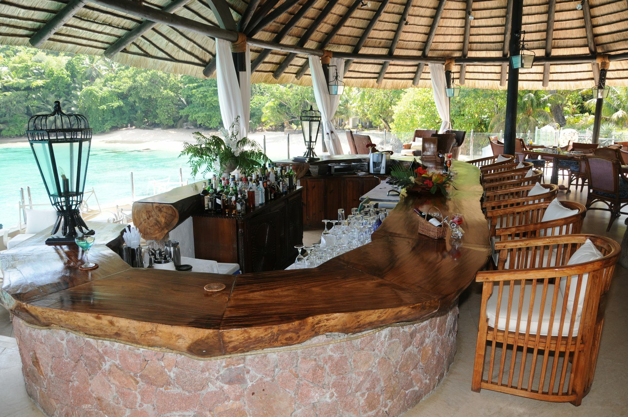 Sunset Beach Hotel Glacis  Buitenkant foto